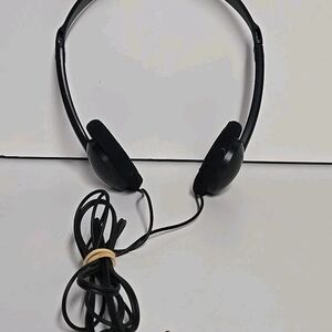 Genuine Sony Walkman Wired Headphones MDR-101 -w/ Foam Pads